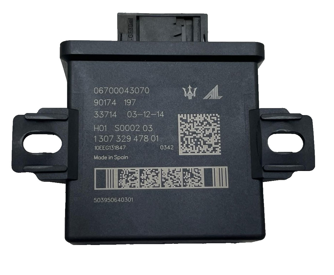 2015 Maserati Ghibli OEM Headlight Lamp Control Module 06700043070