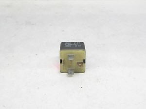 VW AUDI RELAY TRNASMITTER RELAIS RELAY 204 431951253H