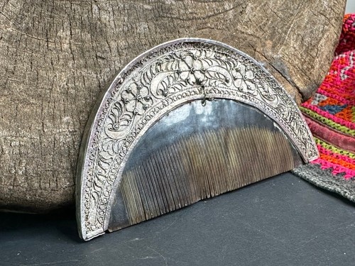 Old Timor Silver Handled Comb …beautiful collection and display piece - Bild 4 von 12