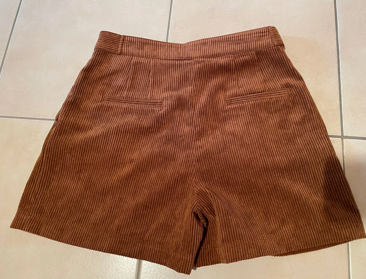 Zara Cord Shorts, Gr. S, Bundfalten, Braun, Neu
