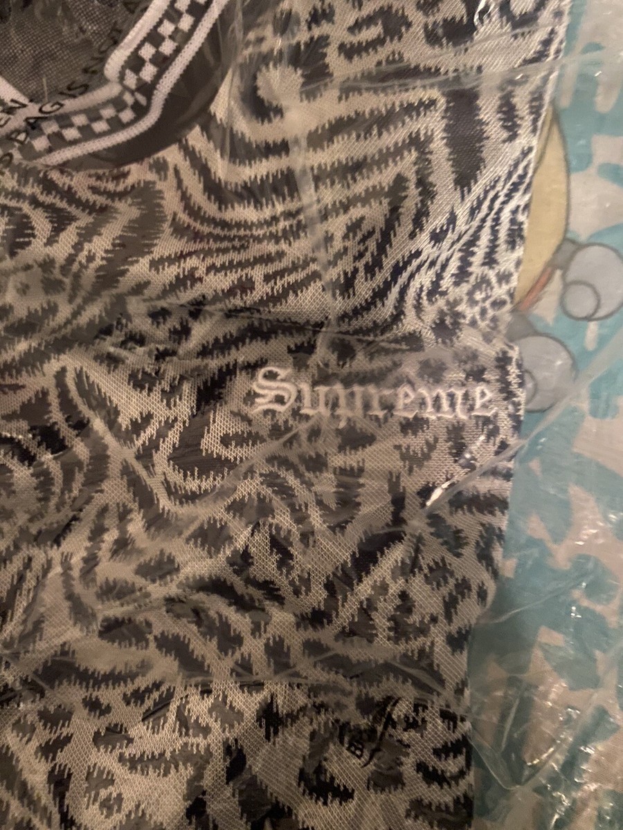 Supreme Umbro Jacquard Animal Print Soccer Jersey Navy Size Supreme Umbro Jacquard Animal Print Soccer Jersey Navy Size
