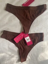 Commando Women's  Classic Thong Panties Size Small. New With Tags.