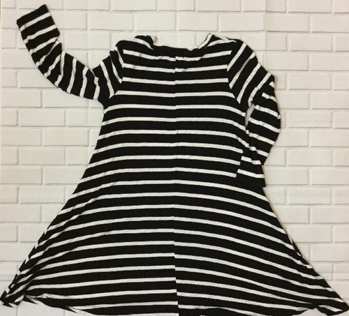 Poof! striped dress size small - Picture 2 of 3