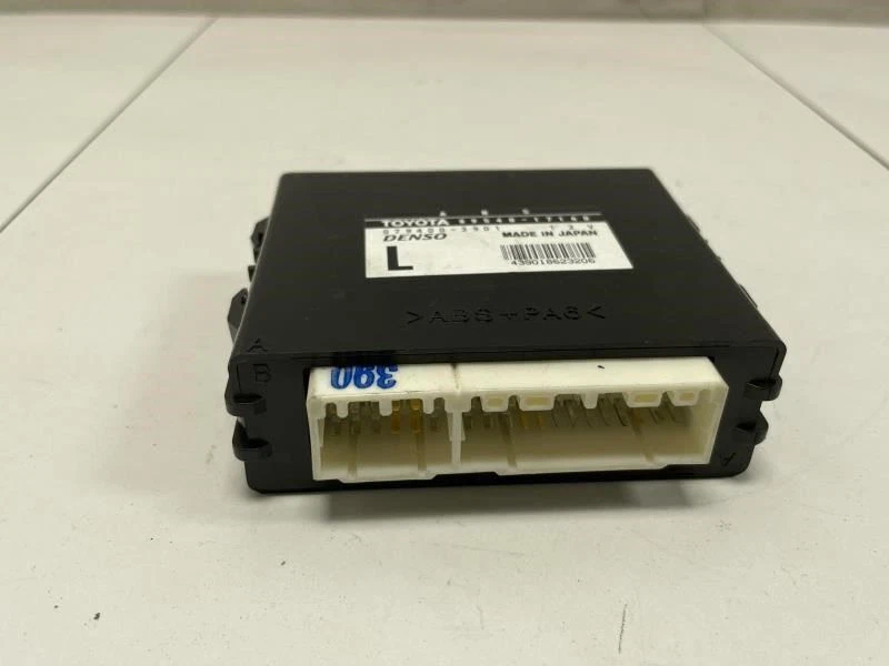 TOYOTA MR2 SPYDER 2001 ABS PUMP CONTROL MODULE  FACTORY - Image 3 of 4
