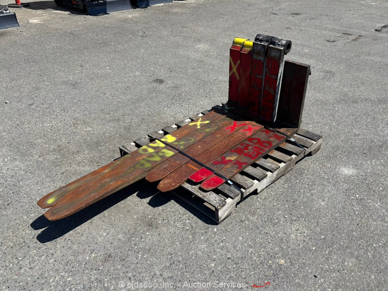 Lot of (3) Telehandler Tapered Hyd Telescopic Forklift Fork Attachment bidadoo