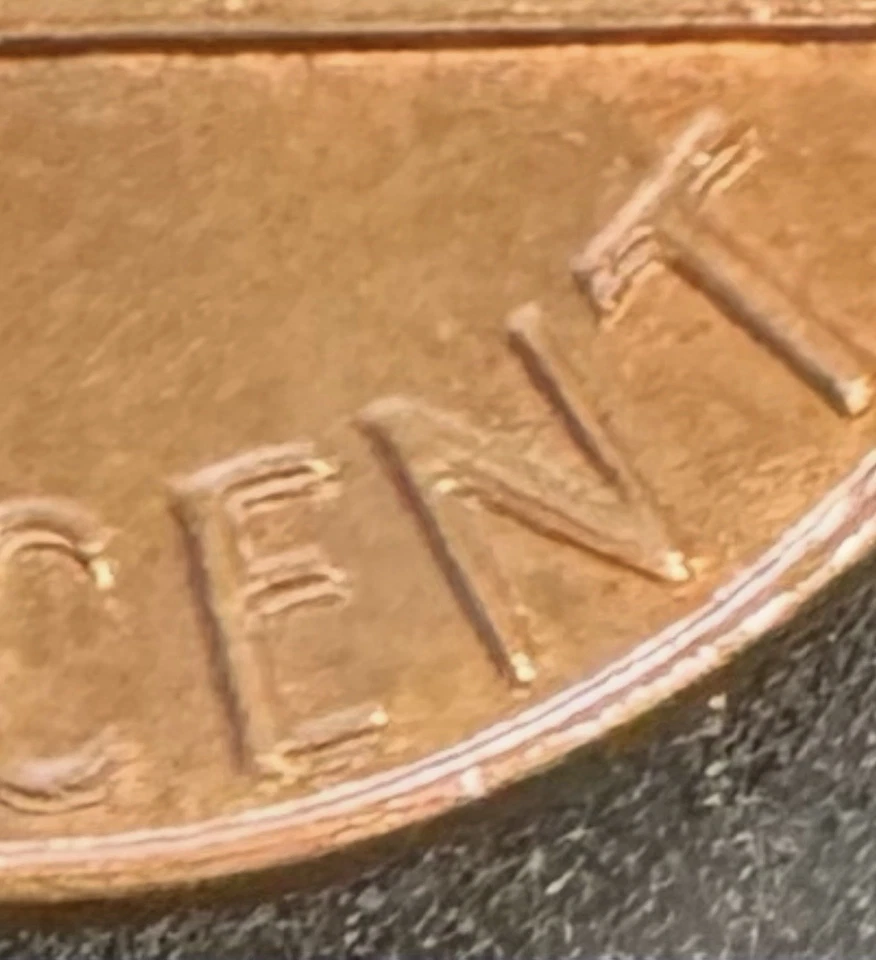1983 Doubled Die Obverse Lincoln Cent!! - Image 3 of 4