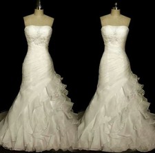 Vintage Mermaid Ruffly Lace Applique Wedding Dresses StraplessTulle Bridal Gowns