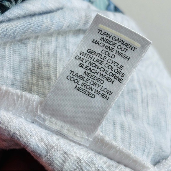 CATO Women's Large Blue Patchwork Sharkbite Hem T… - image 8