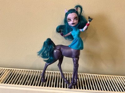 Monster High Puppe Freaky Fusion Hybrids Avea Trotter Pferd  