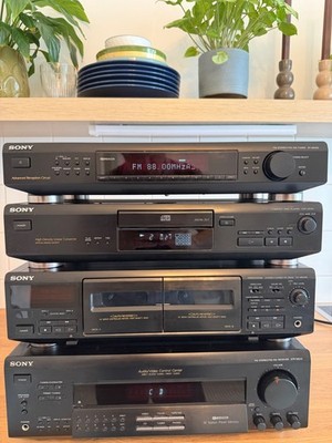 SONY STEREO SYSTEM (AMPLIFIER,CD,DOUBLE CASSETTE DECK,TUNER)