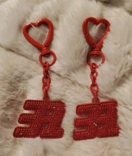 2x Thirty One Hats: Lovers Club - Keychain "31" - Red