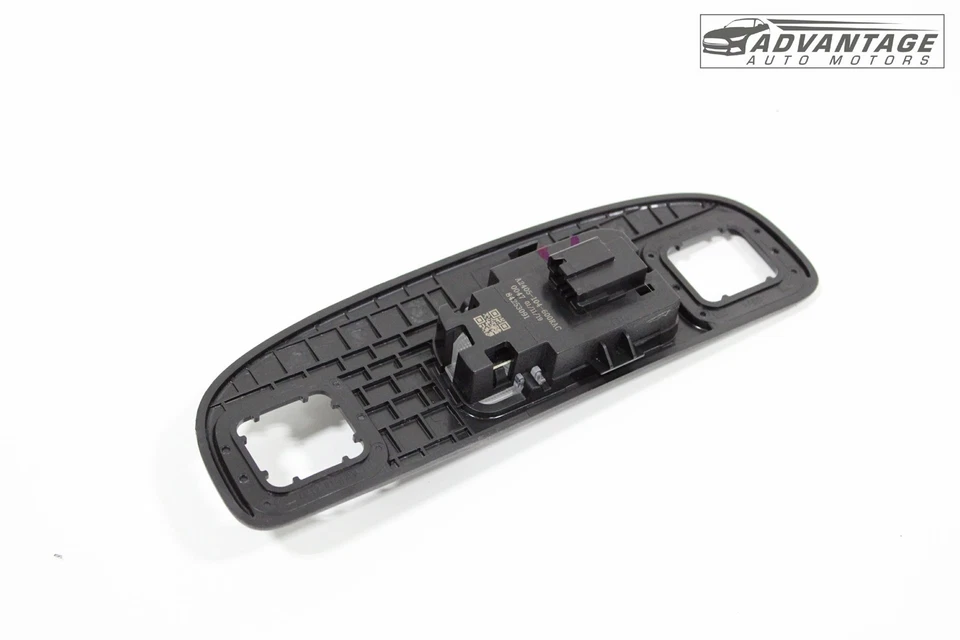 Cadillac CT4 2020-2024 techo trasero derecho interior superior luz lámpara OEM Foto 4 de 4