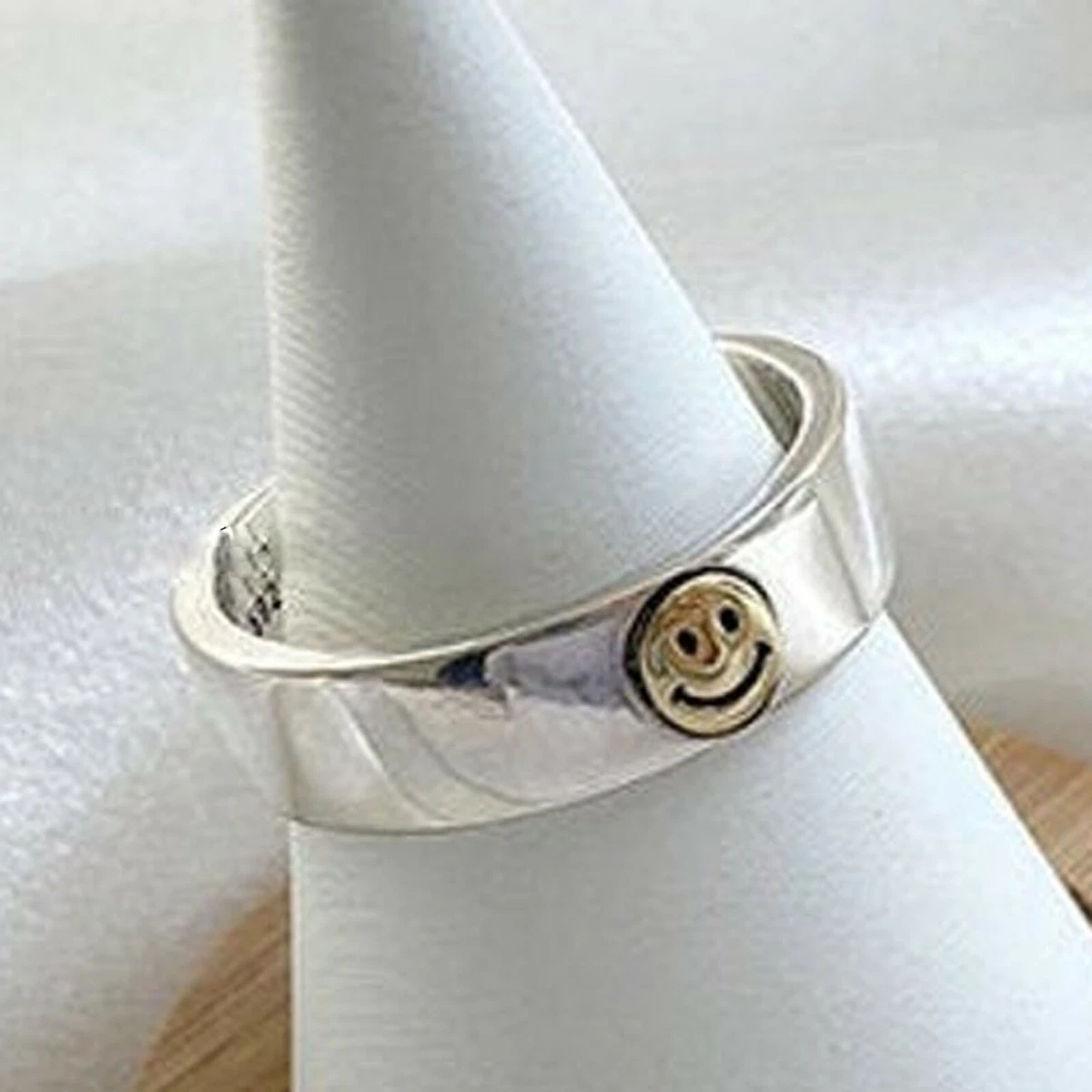 Smiley face 2024 band ring
