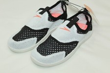 NWT Girls Surf Strider SPEEDO Junior Size 11-12 Black White Slip on Water Shoes