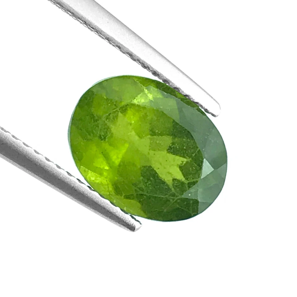4.04ct Beautiful Green Hydrogrossular Garnet 100% natural earth mined Russia - Image 2 of 4