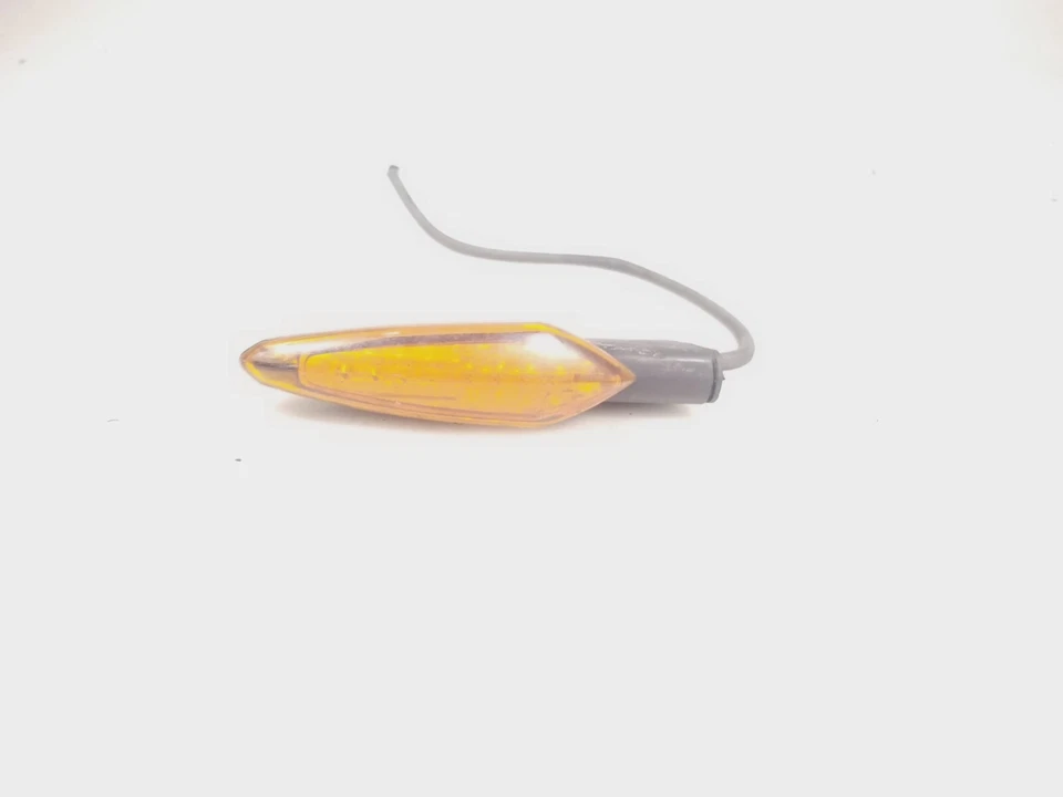 Luz indicadora de señal de giro trasera izquierda Victory Cross Roads 2012 bola dura Foto 3 de 4