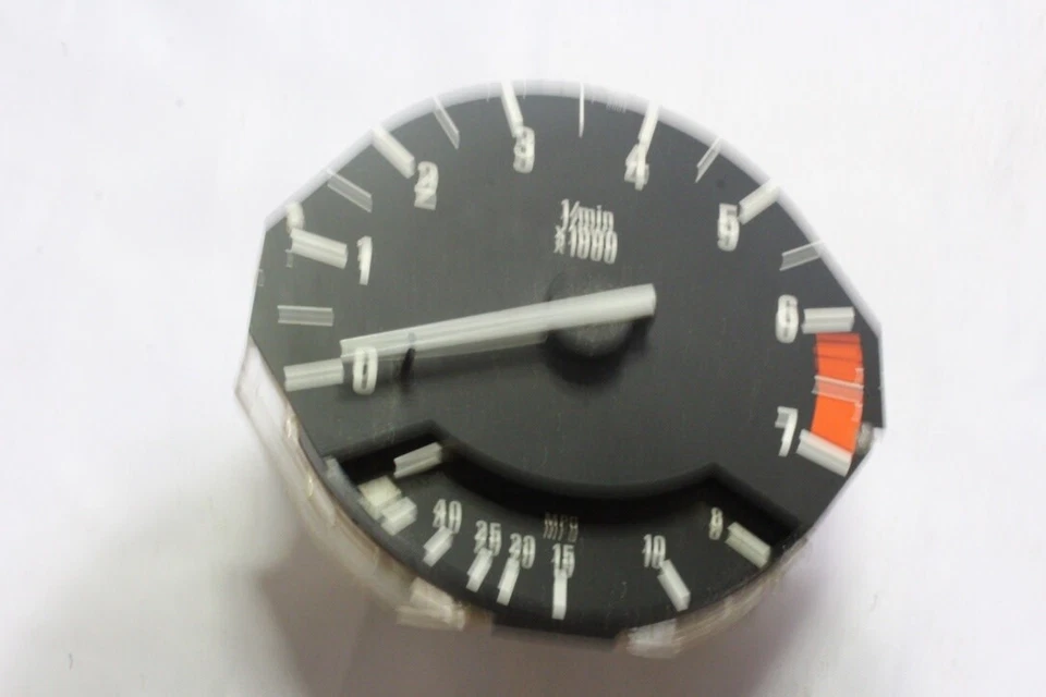 Indicador de combustible para BMW E-32 y E-34 Foto 2 de 3