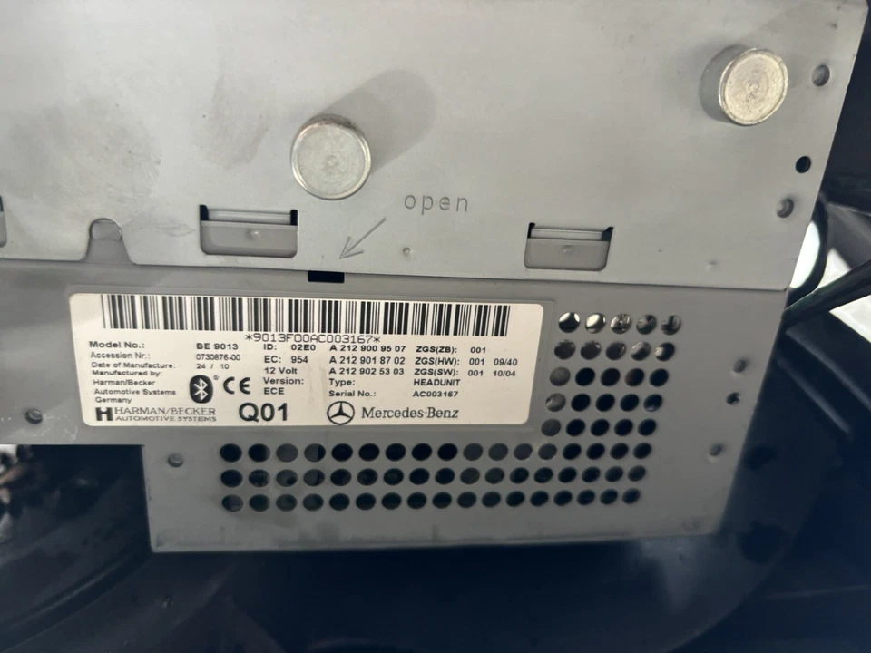 Autoradio CD Navi Command A2129000114 Mercedes-benz E 220 CDI Coupe 207 - Bild 2 von 3