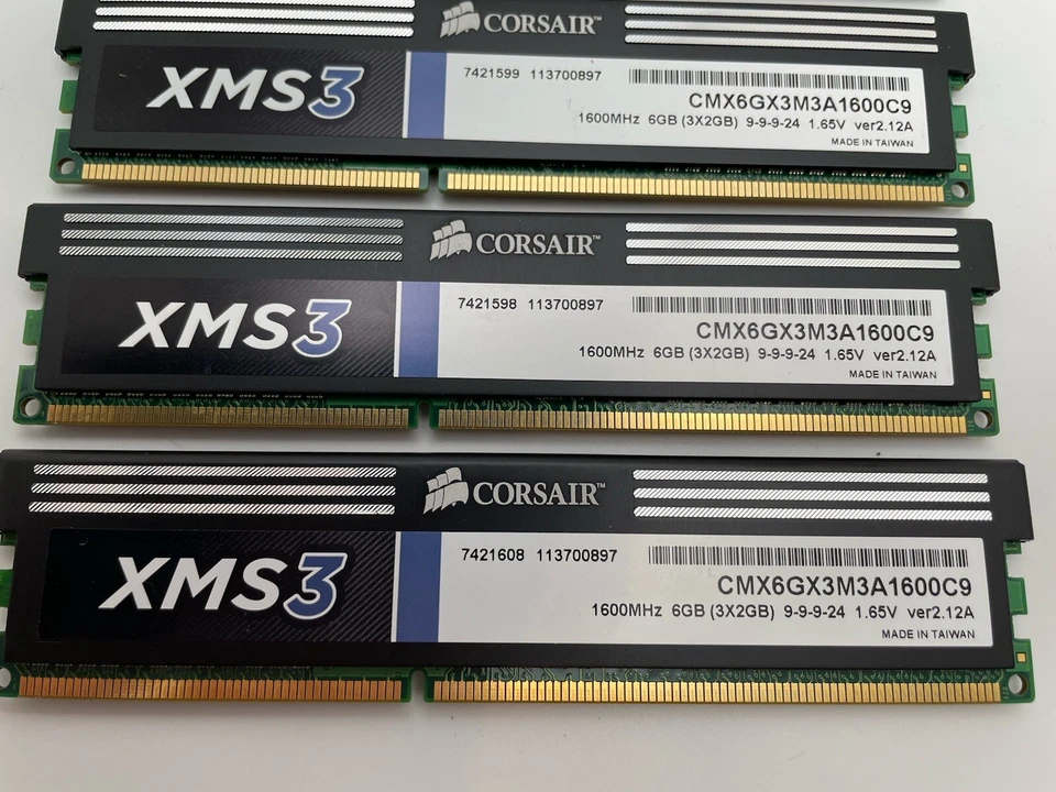 Corsair XMS3 6GB Kit (3x2GB) DDR3 Memory (3) & 2 XMS3 4GB Kit (2x2GB) DDR3 Memor - Image 2 of 4