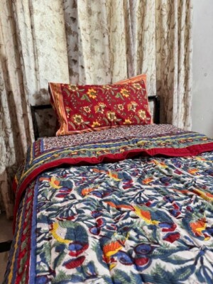 Coverlet Reversible Light Weight Quilt 100% Cotton Blanket Floral print  block p