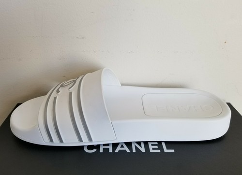 CHNL ICONIC SONNENDECK WEISS SILBER CC LOGO POOL SCHIEBEN EU 40 9 I LOVE SCHUHE - Bild 6 von 8