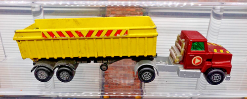 Matchbox Super Kings Ford LTZ Series Tractor $ Dump Trailer