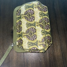 Petunia Pickle Bottom Peacock Print Green Diaper Clutch Set E1586 Floral Olive