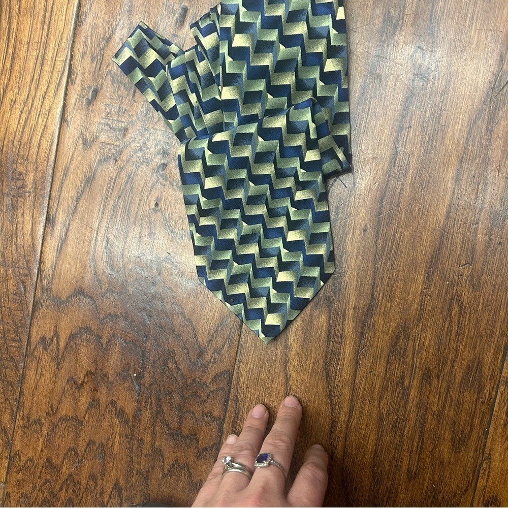 Grateful Dead Geometric Pattern Tie - image 4