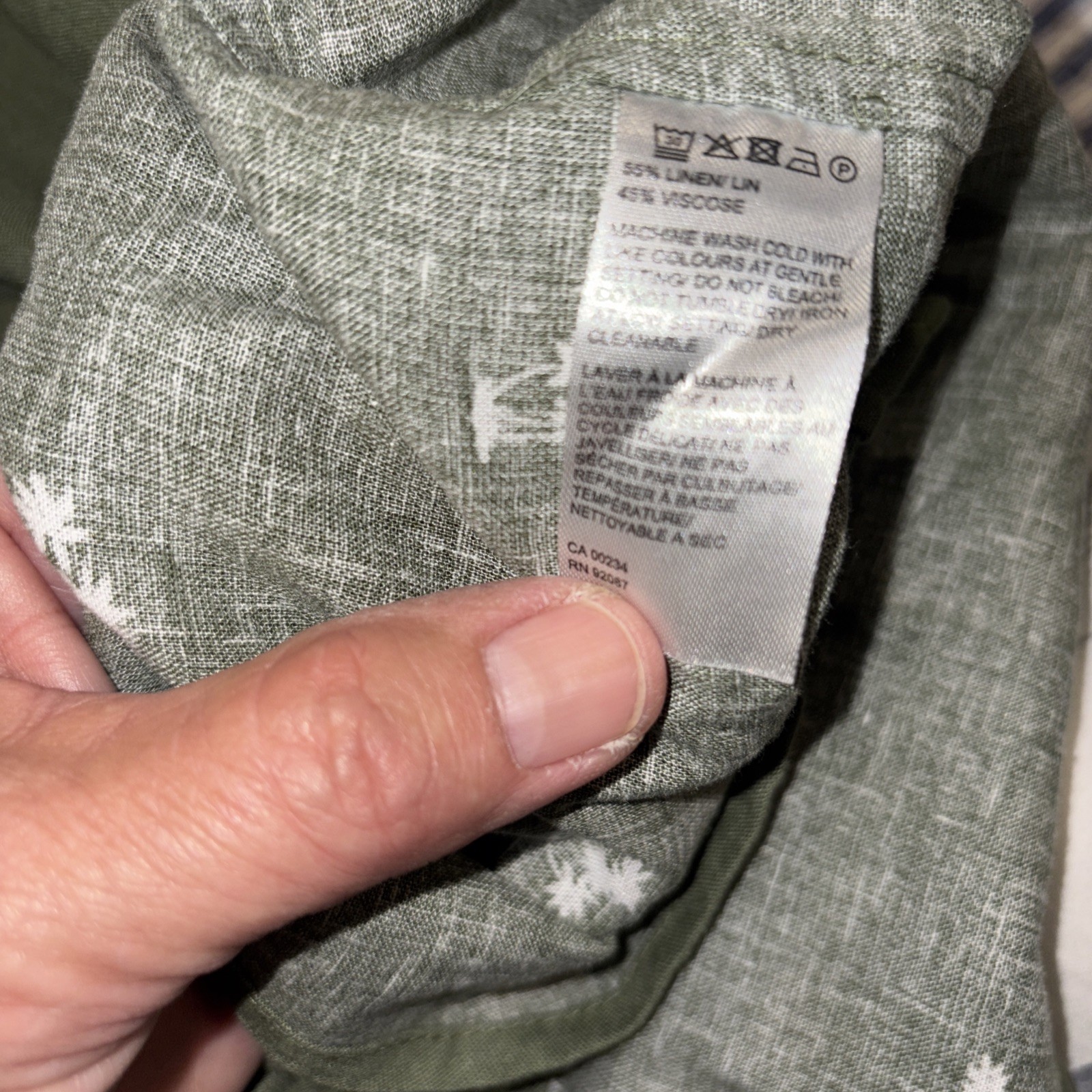 Saks Fifth Avenue Shirt Mens XL linen blend Button Up Lightweight Green NWT