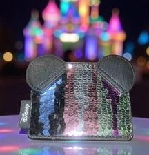 Estuche Cartera Tarjetero Lentejuelas Arco Iris Orejas Minnie Loungefly Disney Nuevo con Etiquetas