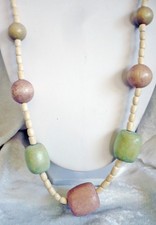 lange Holz Kette 88 cm  ModeSchmuck Holzkette Handarbeit grün beige NEU + TOP H9