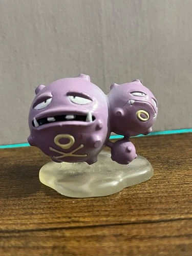 Vintage 1999 Pokémon Weezing 1.5" TOMY Figure CGTSJ