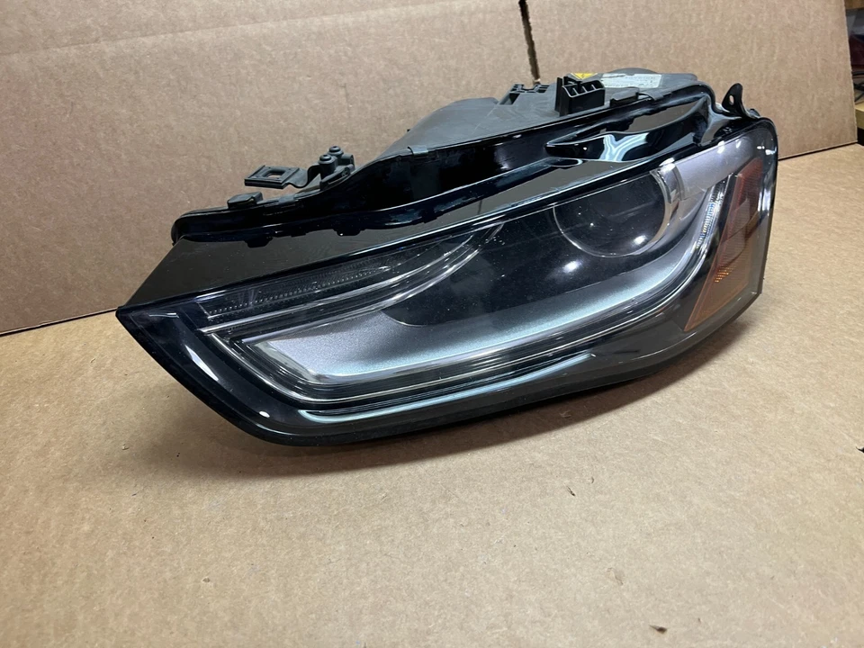 OEM 2013 2014 2015 2016 AUDI A4 XENON HEADLIGHT COMPLETE NON-AFS LEFT LH NICE! - Image 2 of 4