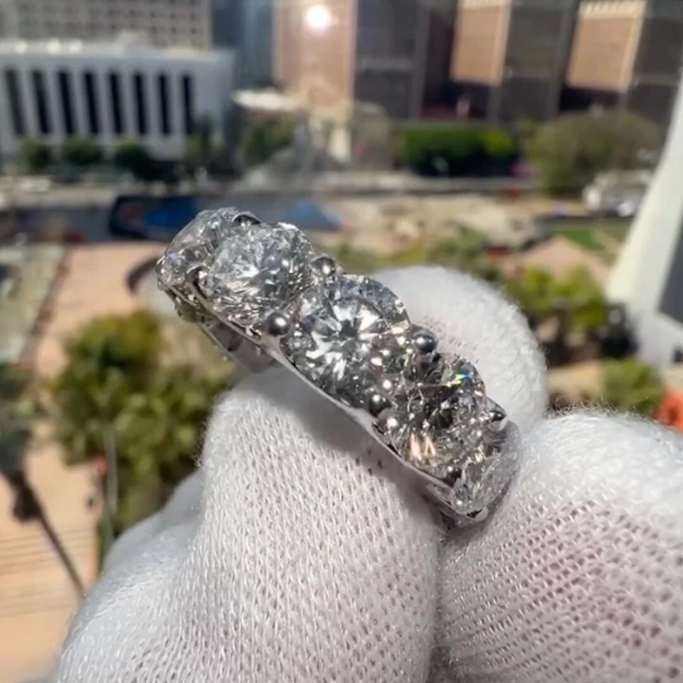 9.20 TCW Round Cut Moissanite Eternity Wedding Band Ring 14k White Gold Plated - Image 4 of 4