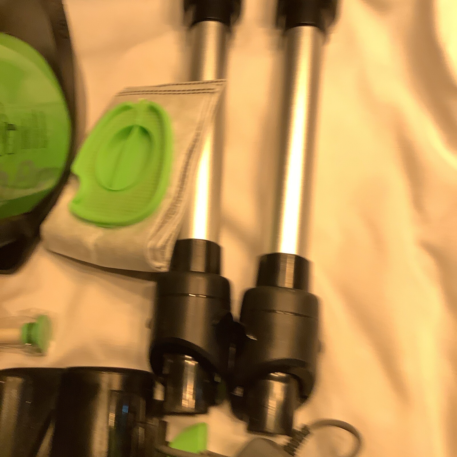 GTECH Pro 2 Cordless Vacuum Cleaner Green In Good Condition