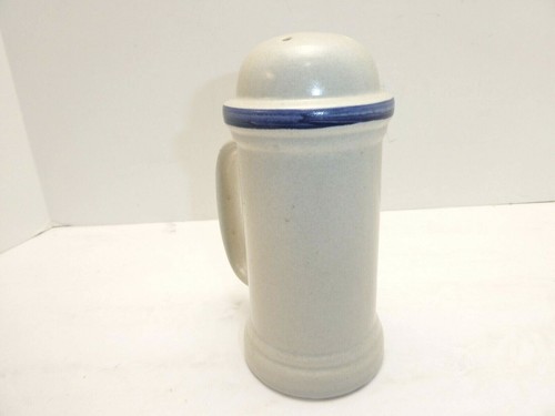 Pfaltzgraff 7 Inch Talk Salt Pepper Cheese Shaker Yorktowne Collection - Picture 2 of 6