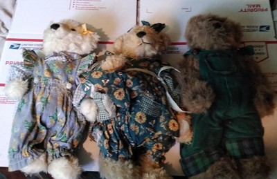 3   Collector Bears - Need TLC - M-G-K0121