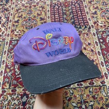 VTG 90s Walt Disney World Purple Black Snapback Hat Adult 100 Cotton Goofy