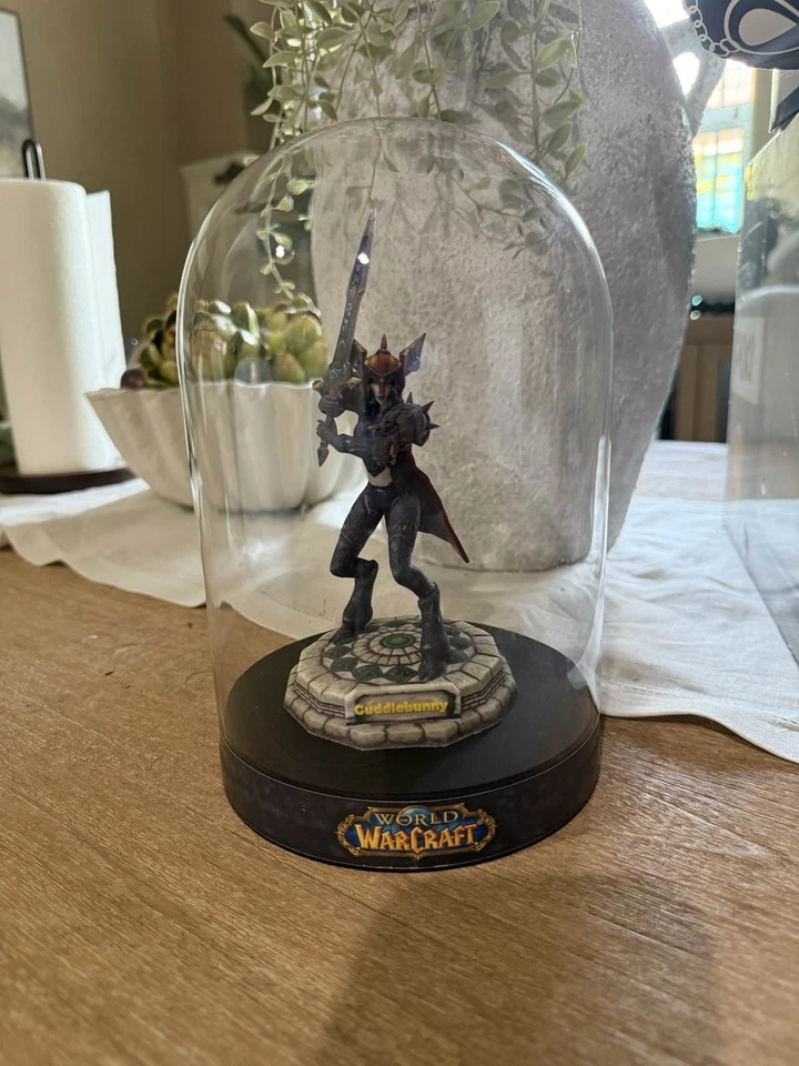 Estatua Personalizada de Personaje de World of Warcraft “Cuddlebunny” — Impresiones de Figuras con Licencia  Foto 2 de 4