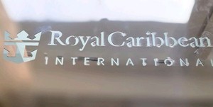 Royal Caribbean International Metall Behälter Mit Kratzern Note 3 Eimer