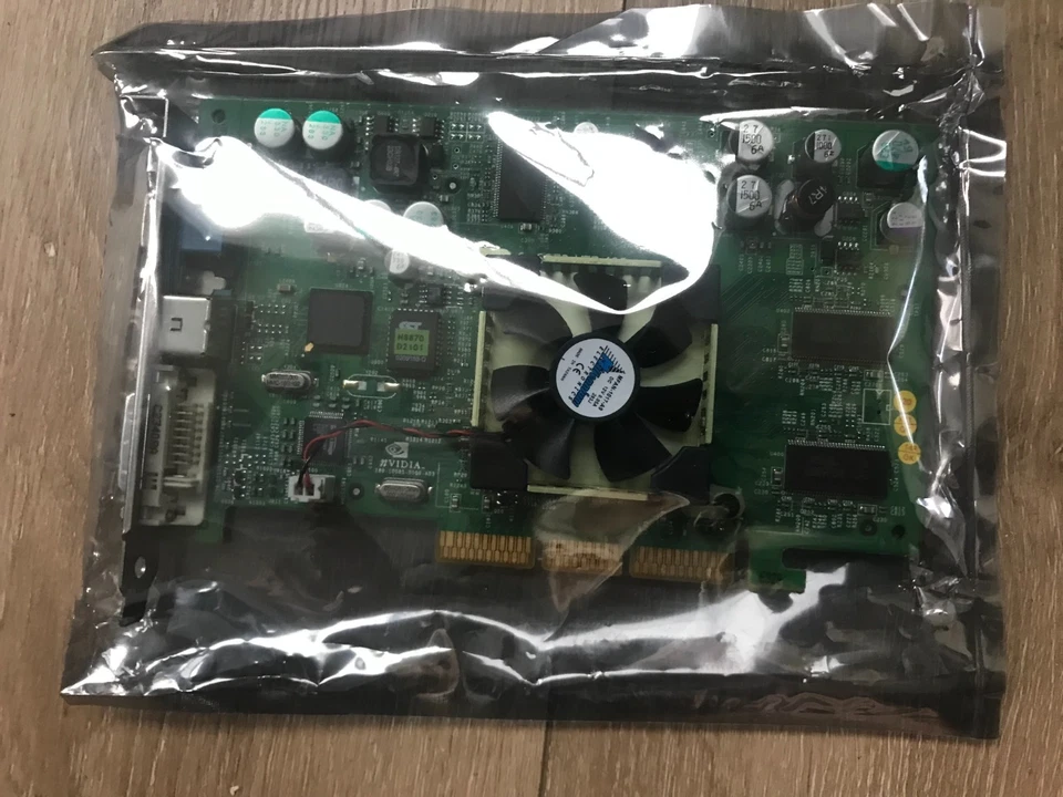 NVIDIA MS-8870 180-10085-0000-A03 64MB G4 VGA Video Graphics Card 03W694 New - Image 2 of 4