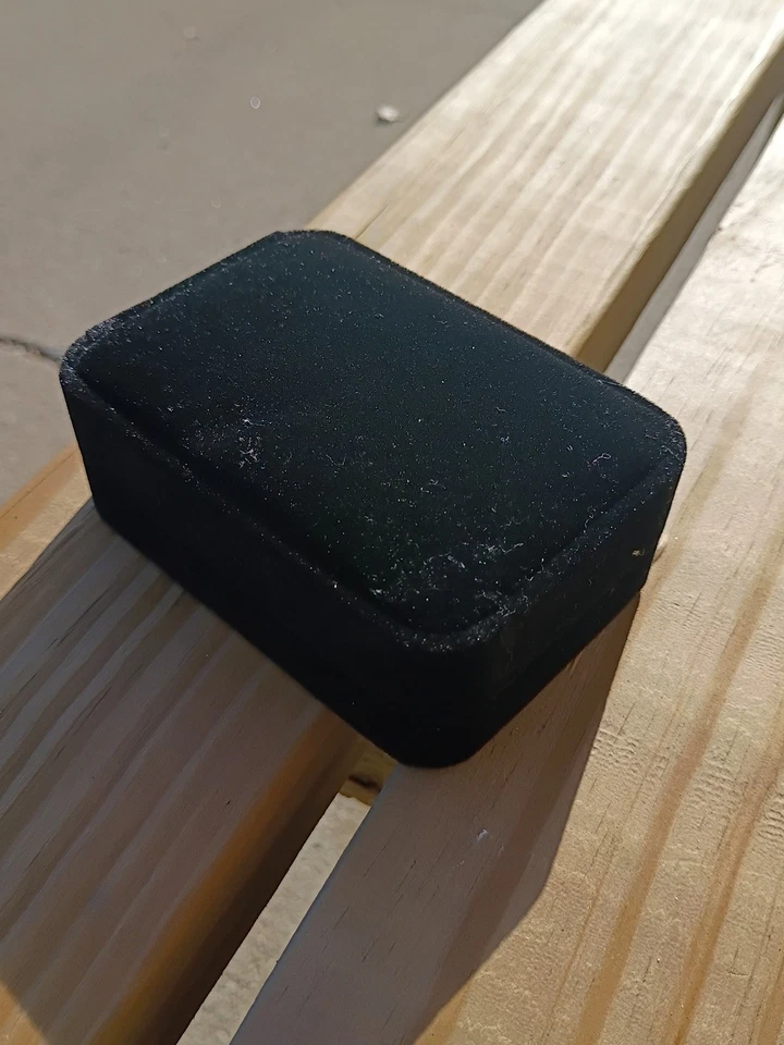 Colgante Cruz 10K Oro Black Hills Vendido por 240$ Negociará Precio Foto 3 de 4