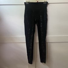 Spanx Black Camo Leggings, Size Large