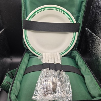 Picnic Time 2-Person Picnic Set Green Bag w Strap Plates Glasses Cutlery