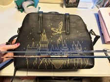 Difícil de Encontrar Bolso Bandolera Loungefly Harry Potter Castillo de Hogwarts Contorno con Correa