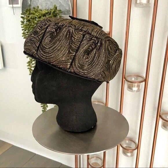 Sombrero Pastillero Vintage Dorado Brillante y Negro Borde Satinado y Lazo Foto 4 de 4