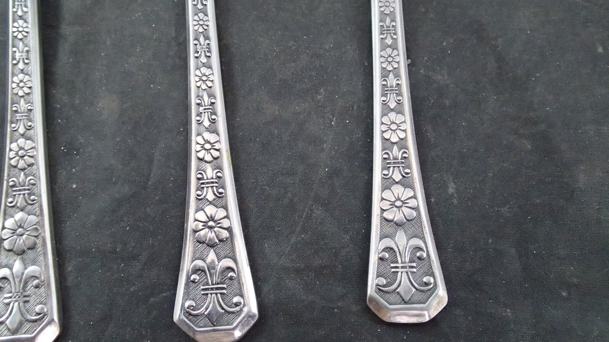 Set of 3 Interpur Stainless Flatware Japan FLORENZ 8 Petal Set of 3 Interpur Stainless Flatware Japan FLORENZ 8 Petal