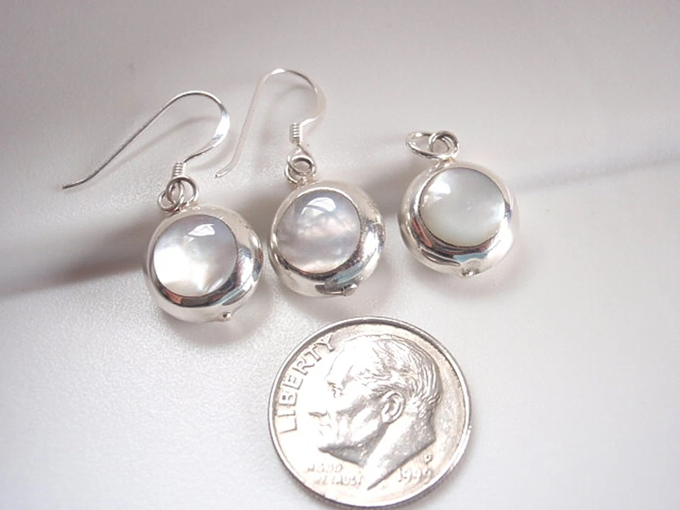 Juego de pendientes y colgantes reversibles de plata de ley 925 de ónix verde madreperla Foto 3 de 3