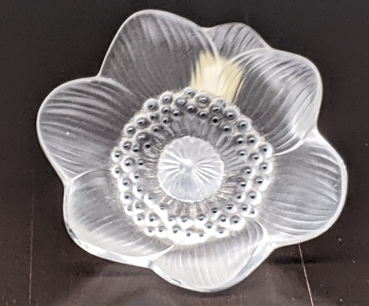 LALIQUE France Crystal Anemone Flower Sculpture Paperweight 4