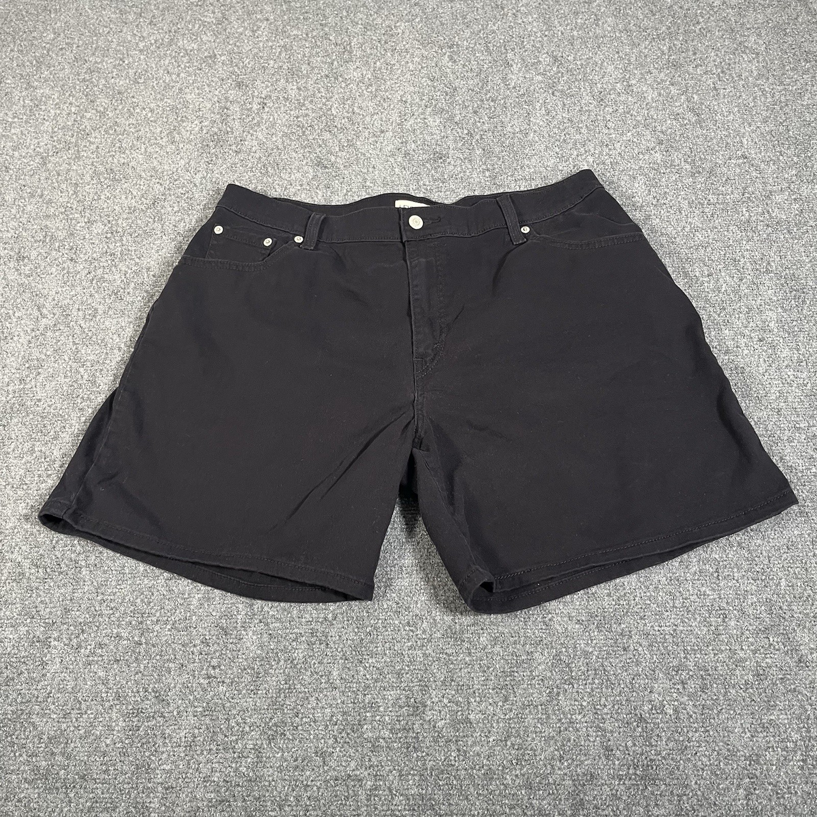 Levi's Women's Shorts Size 18 Black Utility Gorpcore Preppy Summer Hiking